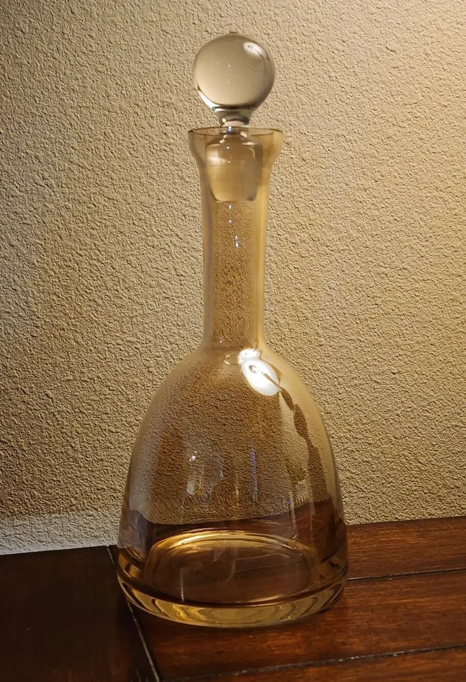 Vintage Amber Iridescent Glass Wine Liquor Decanter with Stopper Barware 11.5